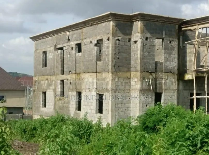 5bdrm Duplex in Dorita Estate, FHA for sale in FHA