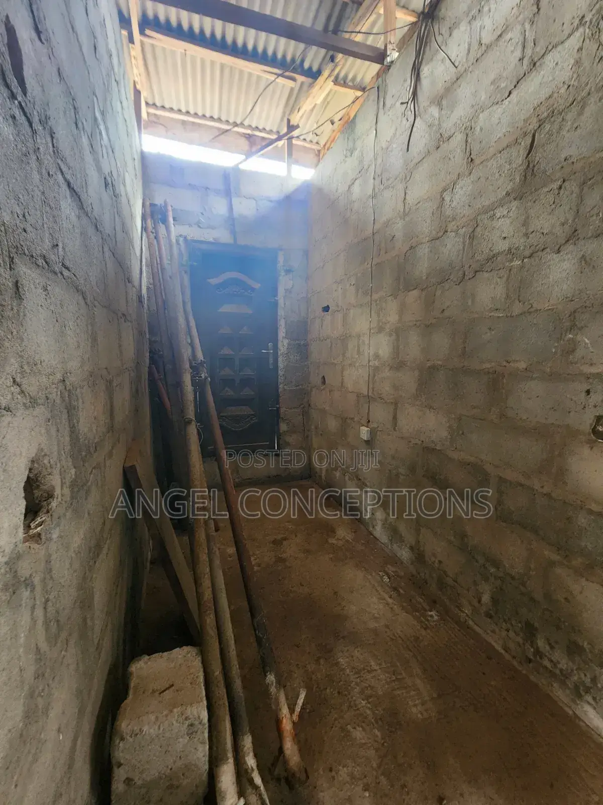 2bdrm Block of Flats in Akowonjo for Sale in Akowonjo