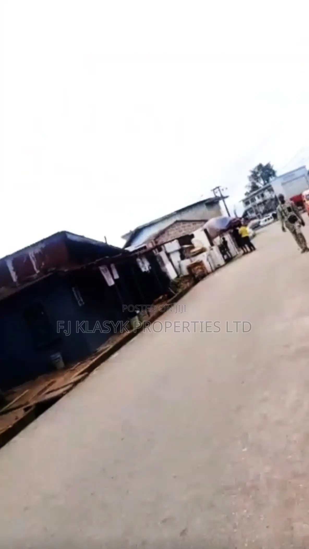 8bdrm Block of Flats in Benin City for sale in Benin City