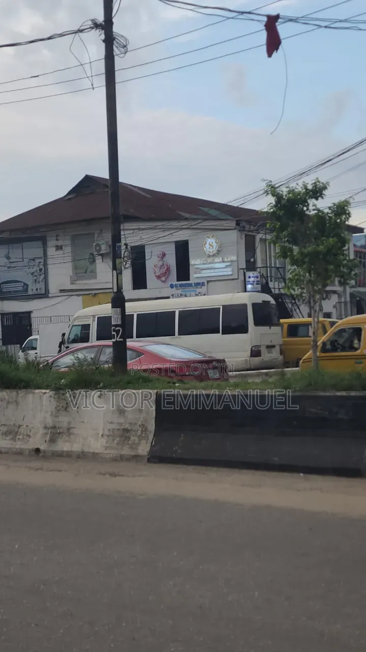 Demolishable Commercial Property on a Major Road in Sabo / Yaba