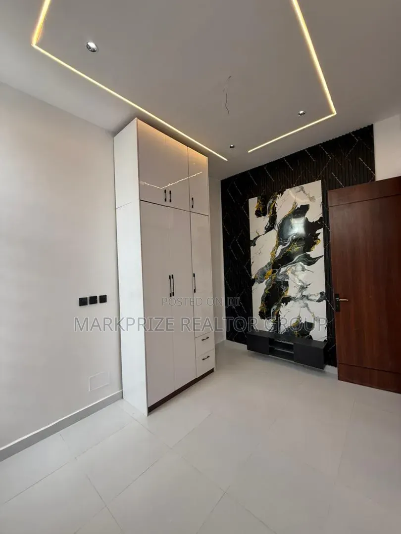4bdrm Duplex in Ikota Lekki Lagos for sale in Ikota