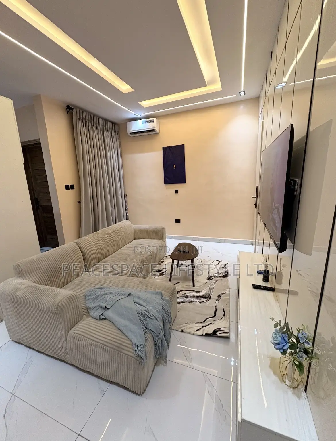 Elegant One Bedroom With Balcony Sabo Yaba in Sabo / Yaba