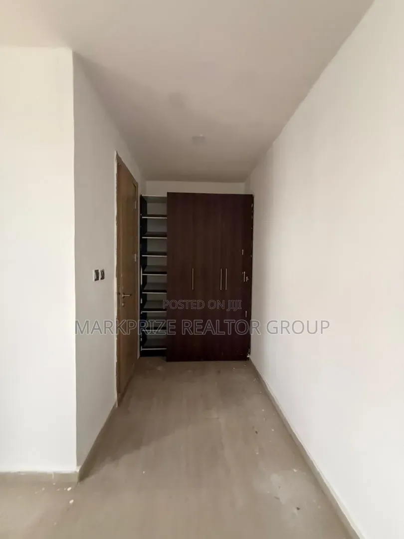 4bdrm Duplex in Ikota Lekki Lagos for sale in Ikota