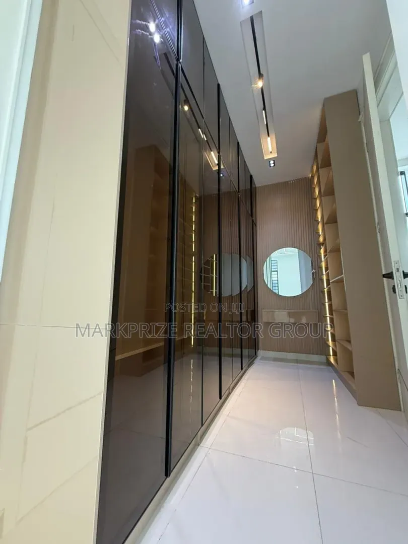 5bdrm Duplex in Ikota Lekki Lagos for sale in Ikota