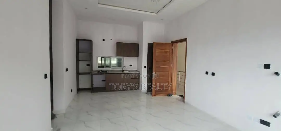 2bdrm Apartment in Ikate for rent in Ikate