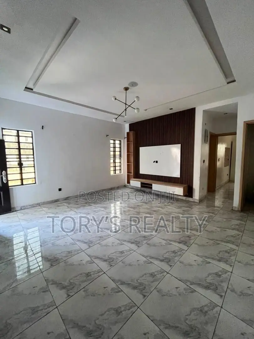 2bdrm Apartment in Ikate for rent in Ikate
