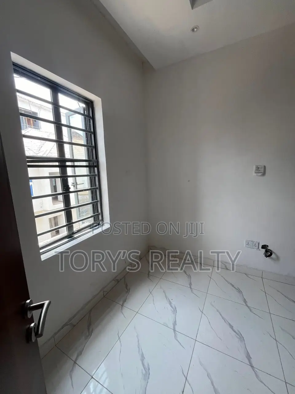 2bdrm Maisonette in Ikate for rent in Ikate