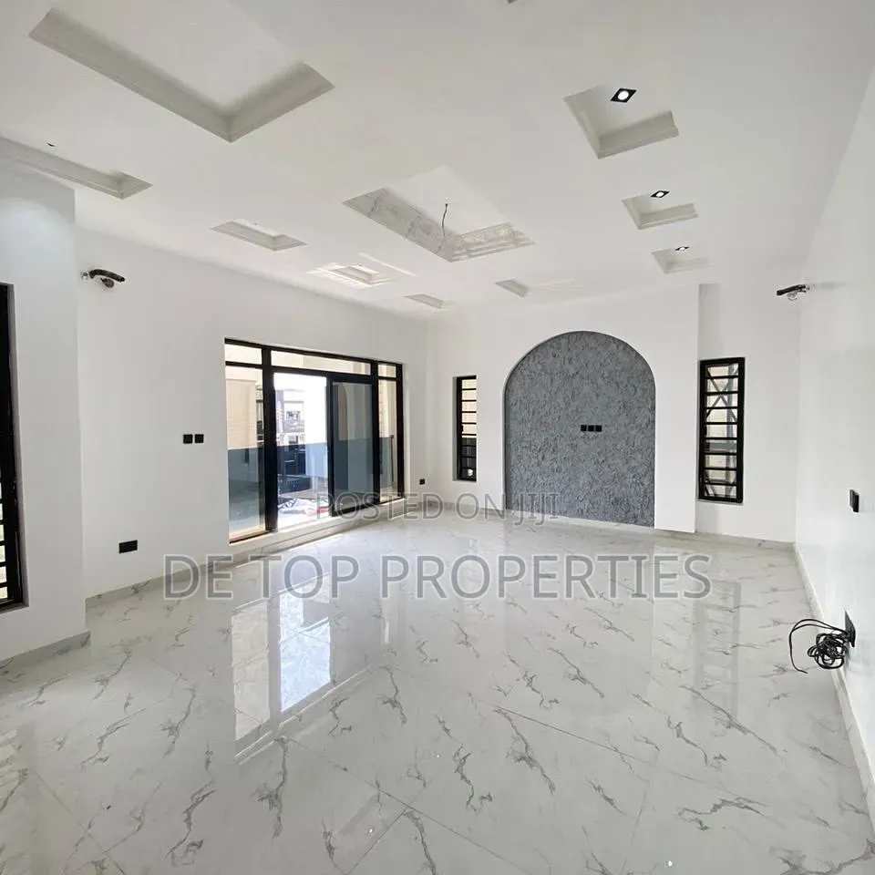 4bdrm Duplex in Toll Gate Ikota, Lekki Phase 1 for rent in Lekki Phase 1