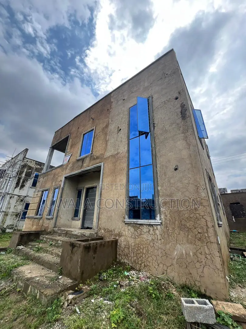 5bdrm Duplex in Katampe (Main) for sale in Katampe (Main)