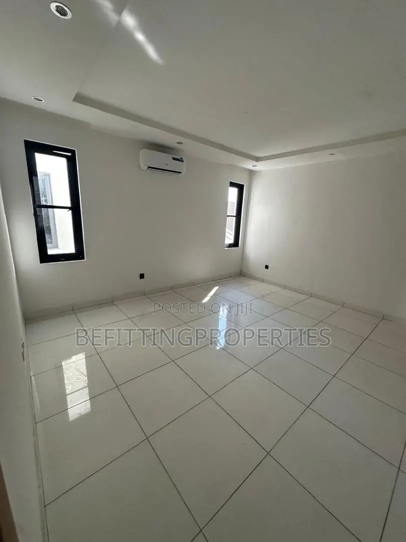5bdrm Duplex in Parkview Estate for rent in Parkview Estate