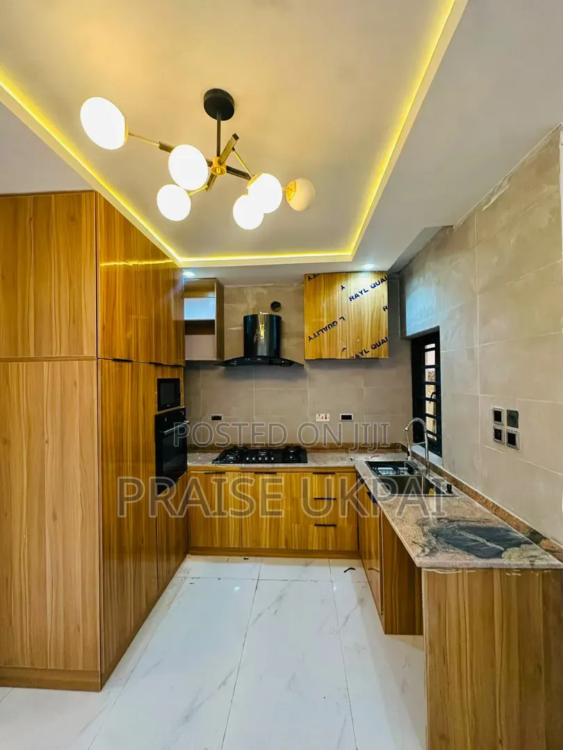 Furnished 3bdrm Duplex in Ajah, Off Lekki-Epe Expressway for sale in Off Lekki-Epe Expressway