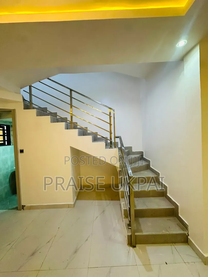 Furnished 3bdrm Duplex in Ajah, Off Lekki-Epe Expressway for sale in Off Lekki-Epe Expressway