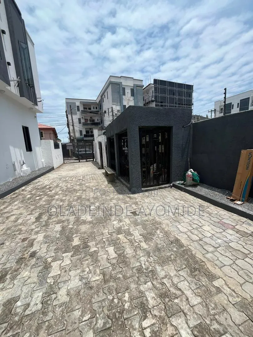 2bdrm Apartment in Ikate for rent in Ikate