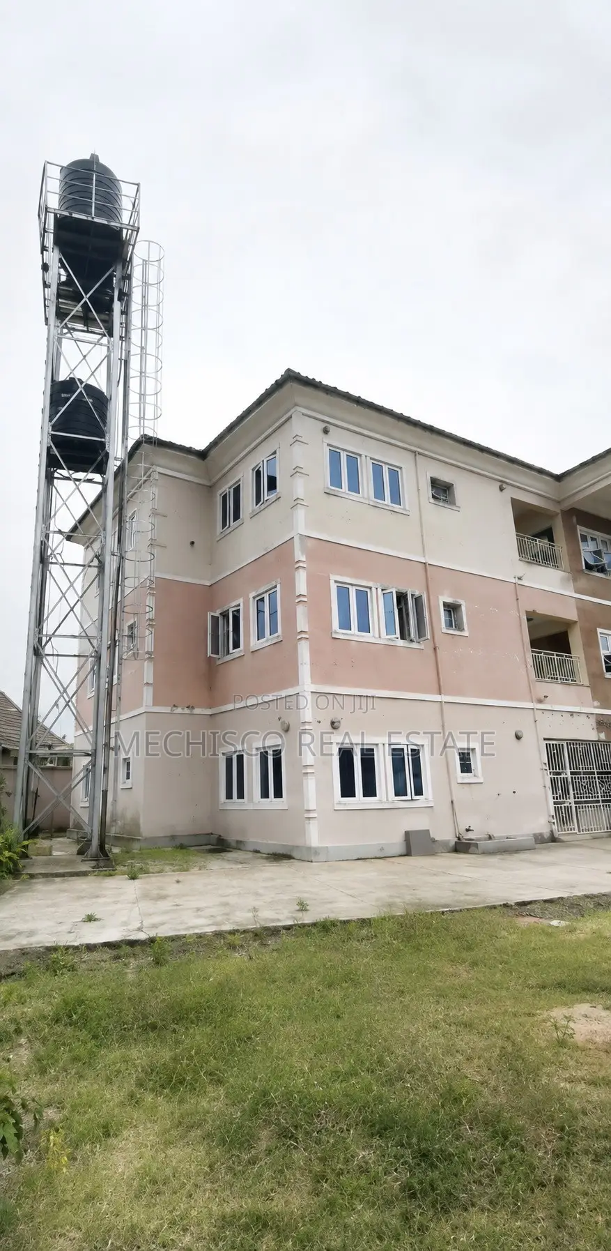 2bdrm Block of Flats in Obio-Akpor for sale in Obio-Akpor