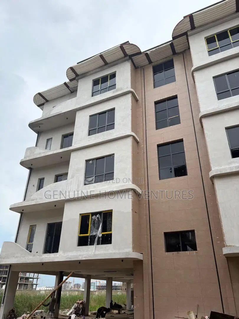 Furnished 2bdrm Apartment in Lekki Phase 1 for sale in Lekki Phase 1