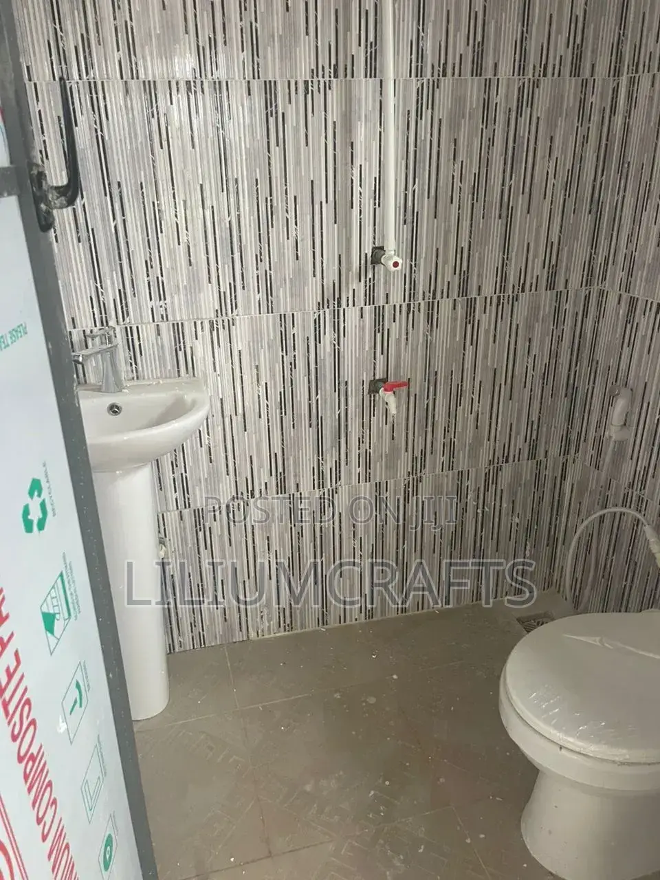 2bdrm Bungalow in Igbogbo for rent in Igbogbo
