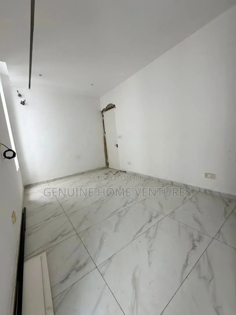 2bdrm Apartment in Lekki Phase 1 for sale in Lekki Phase 1
