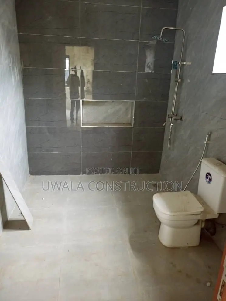4bdrm Duplex in Kado for sale in Kado