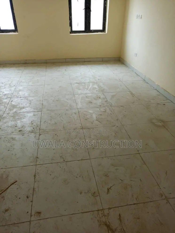 4bdrm Duplex in Kado for sale in Kado