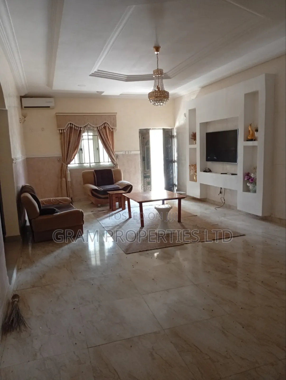 3bdrm Bungalow in Angwa Funlani, Bwari / Bwari for sale in Bwari / Bwari