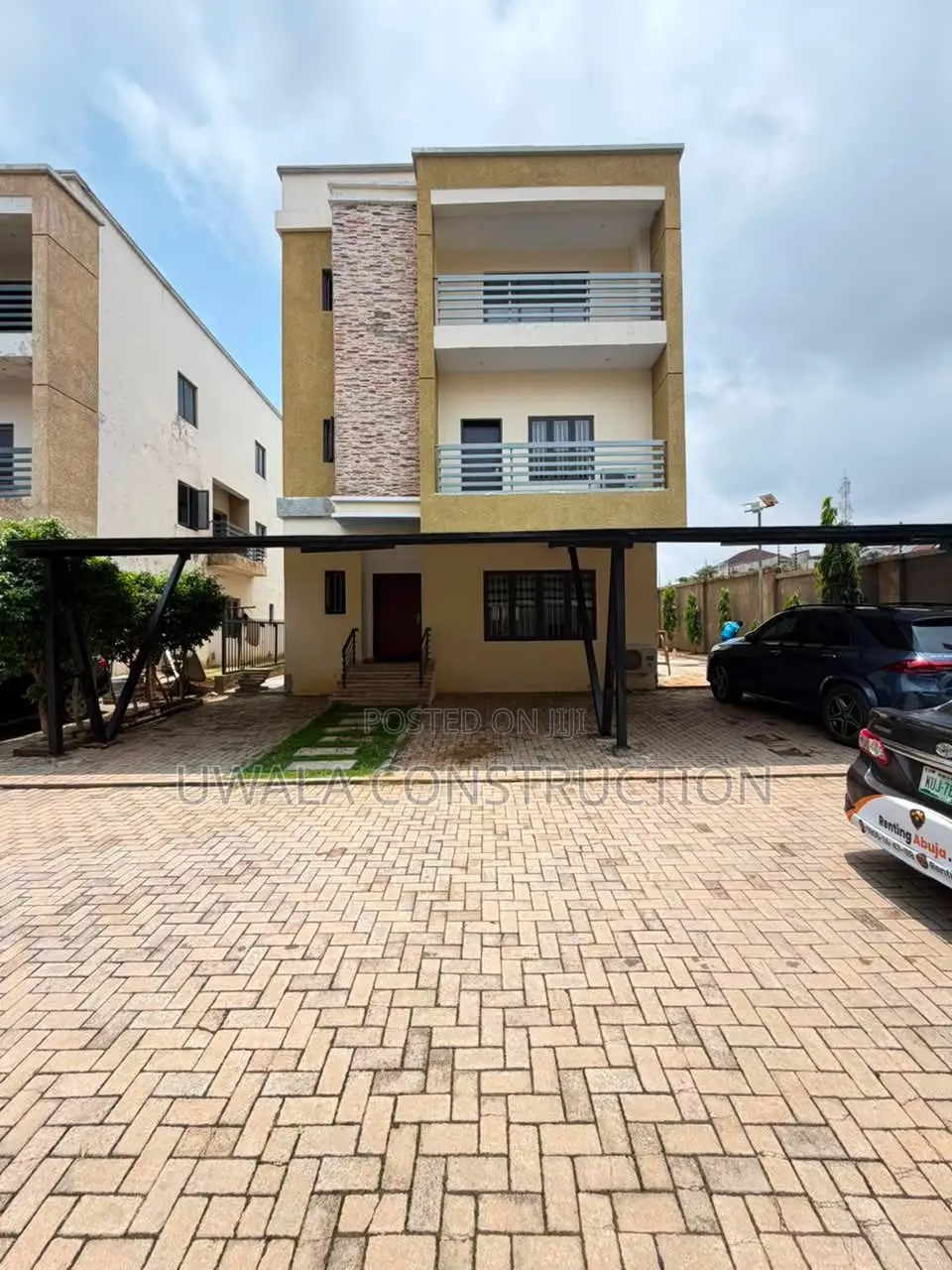 4bdrm Duplex in Kado for sale in Kado
