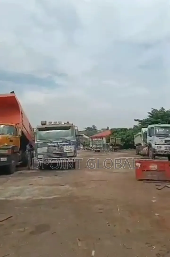 7578sqm ( 12 Plots) of Land Along Lagos -Abeokuta Express Way in Iyana Ipaja