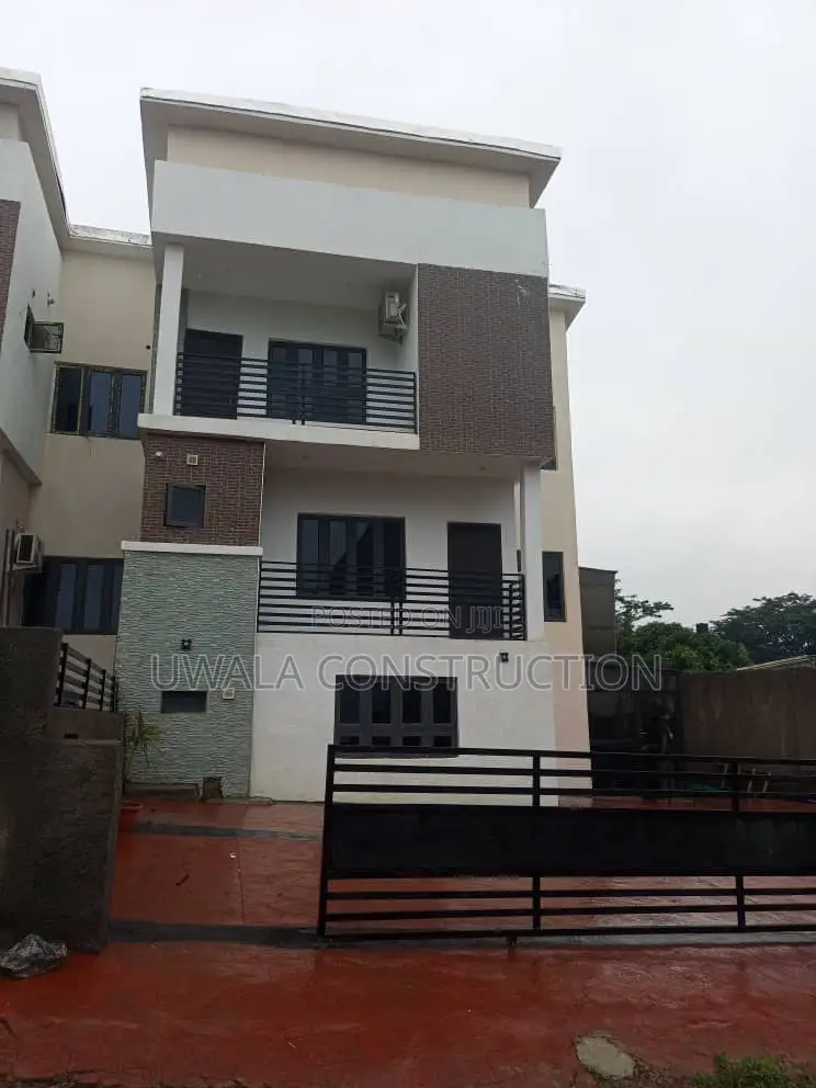4bdrm Duplex in FHA for rent in FHA