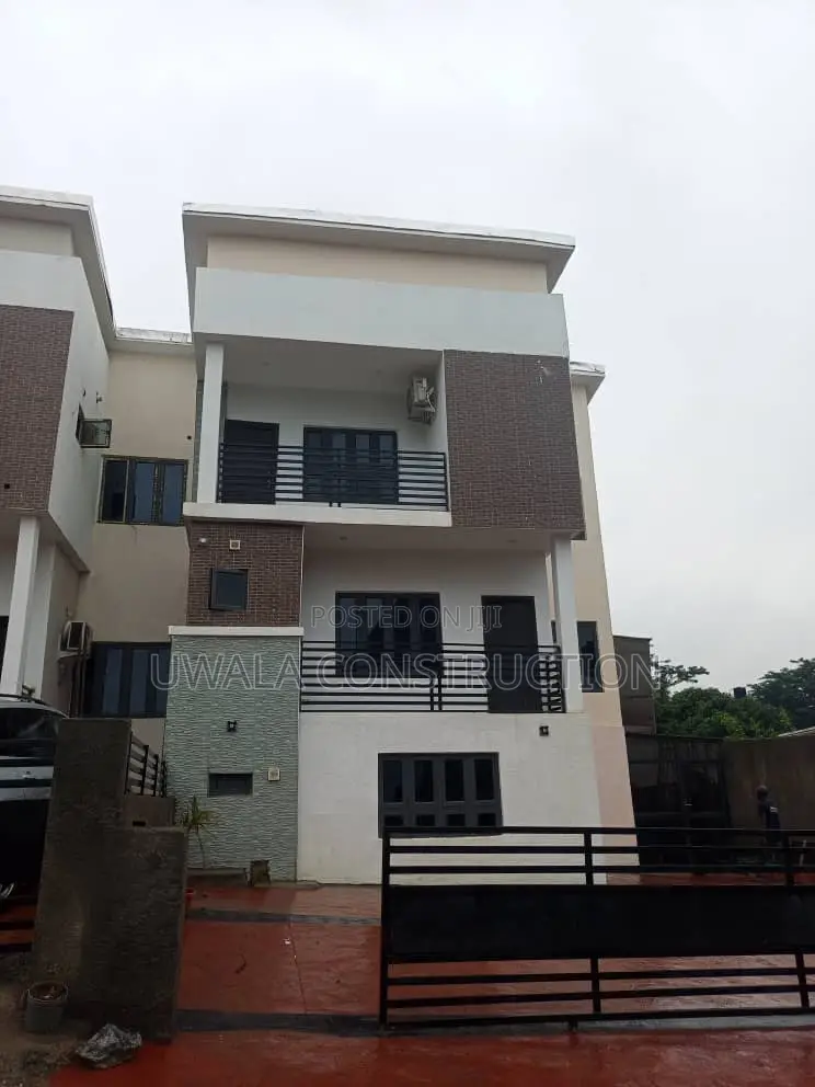 4bdrm Duplex in FHA for rent in FHA