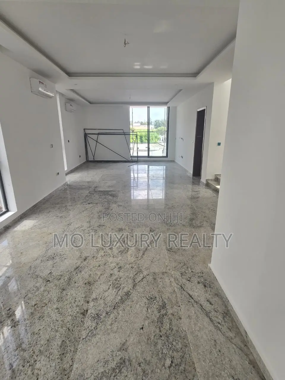 6bdrm Duplex in Banana Island for rent in Banana Island