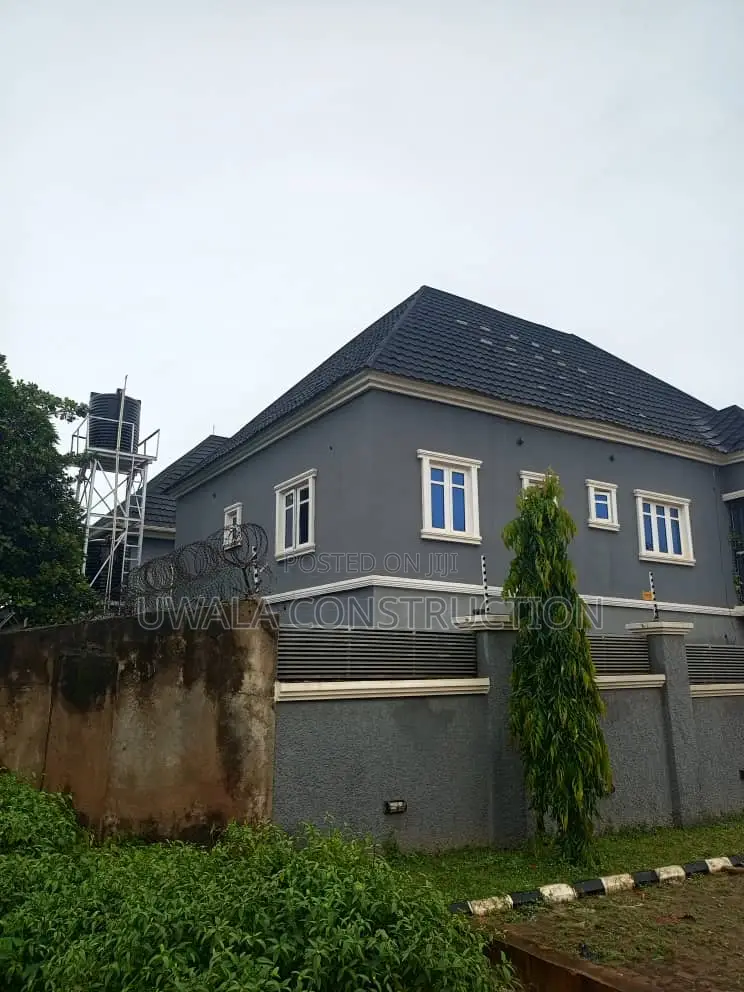 4bdrm Duplex in FHA for sale in FHA