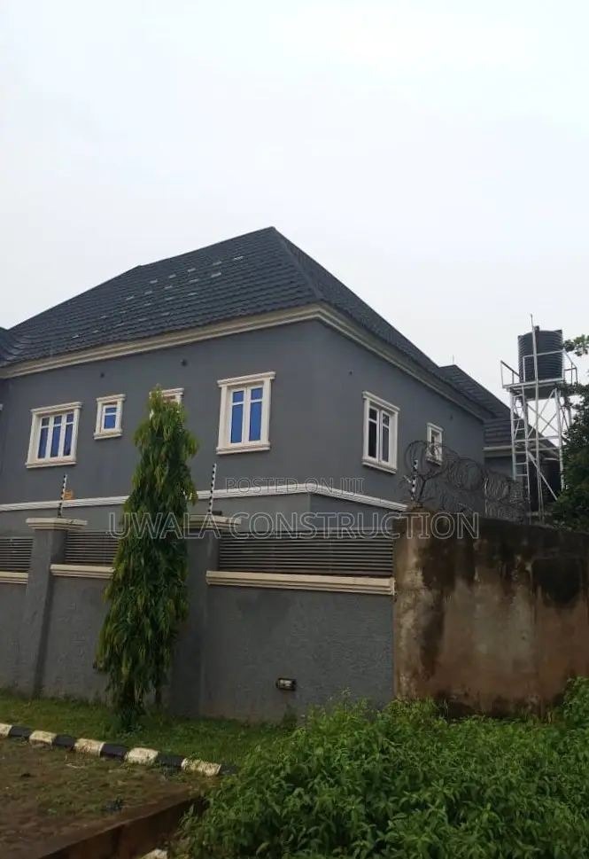 4bdrm Duplex in FHA for sale in FHA