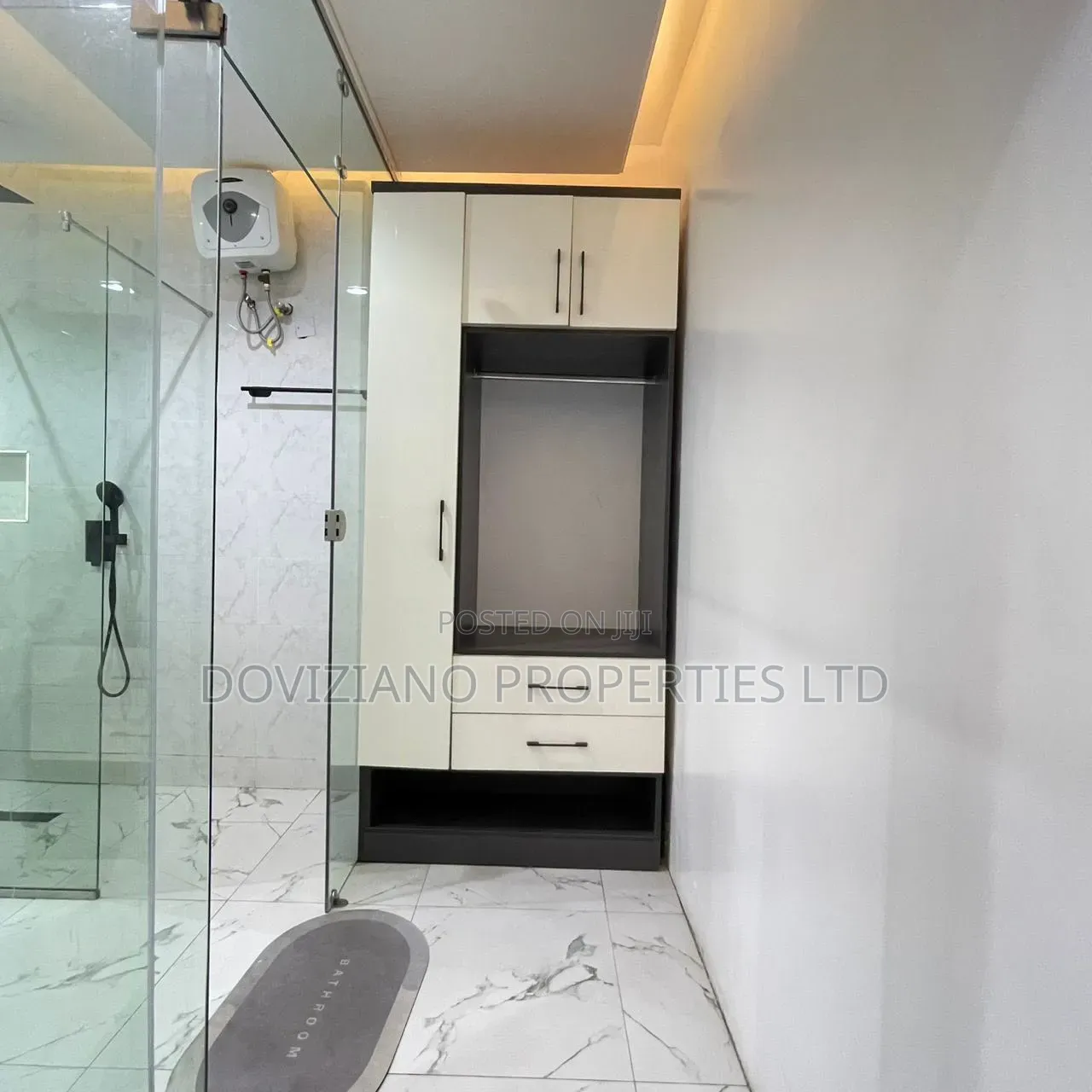 6bdrm Duplex in Banana Island for sale in Banana Island