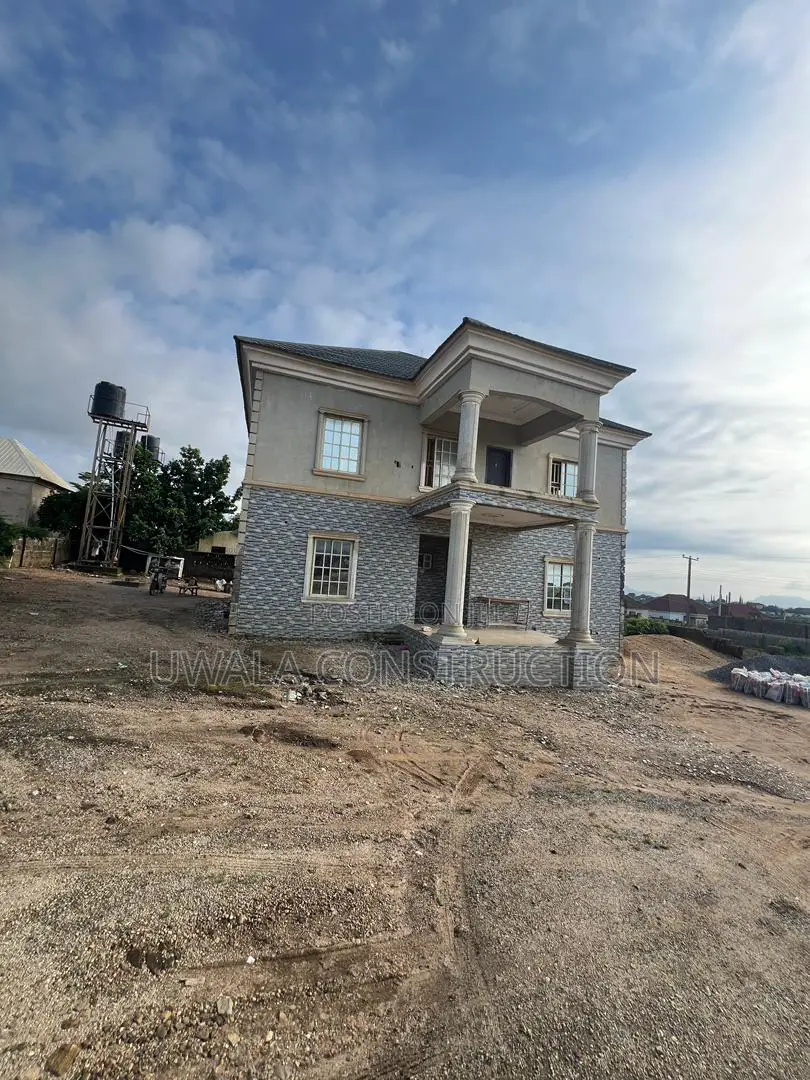 5bdrm Duplex in Orozo for sale in Orozo