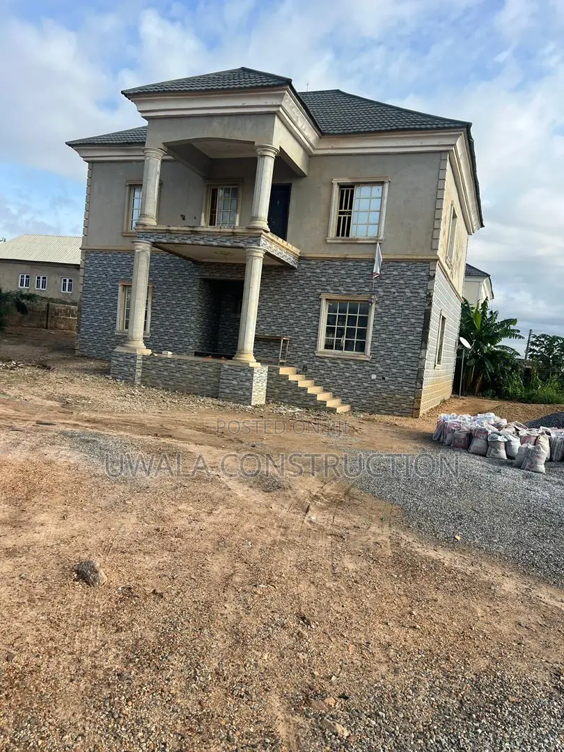 5bdrm Duplex in Orozo for sale in Orozo
