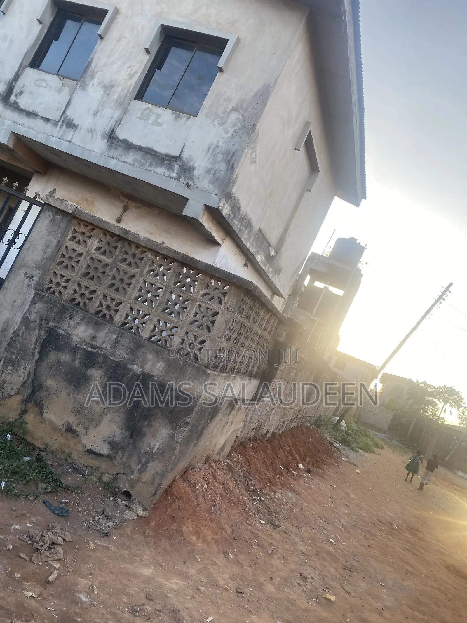 4bdrm Block of Flats in Crossing, Ifo for sale in Ifo