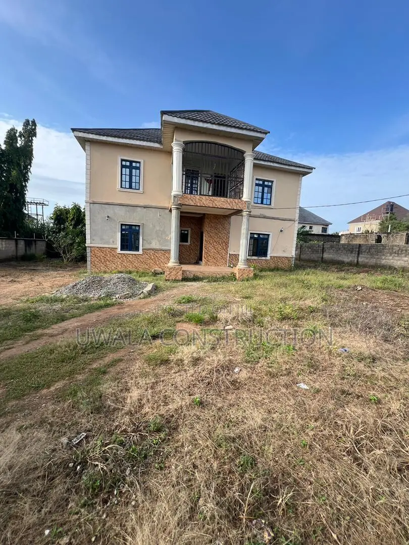 5bdrm Duplex in Orozo for sale in Orozo
