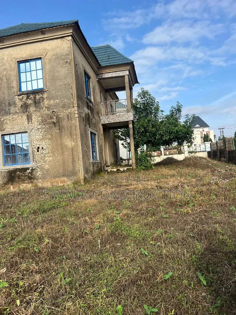 5bdrm Duplex in Orozo for sale in Orozo