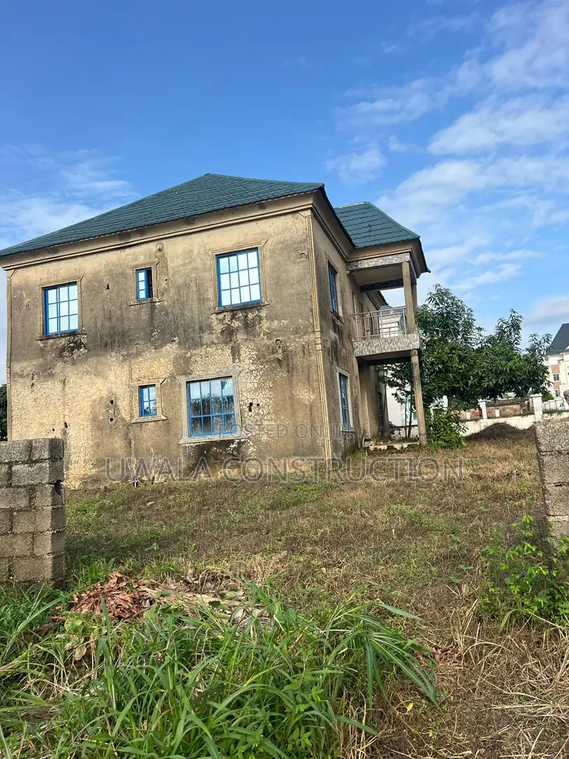 5bdrm Duplex in Orozo for sale in Orozo