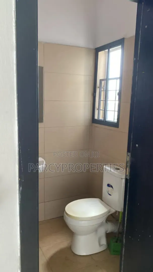 1bdrm Shared Apartment in Oral Estate, Chevron for rent in Chevron