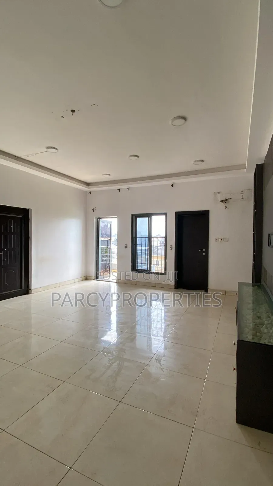 1bdrm Shared Apartment in Oral Estate, Chevron for rent in Chevron