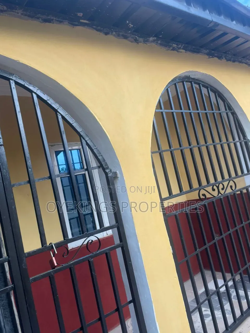 2bdrm Block of Flats in Abado Elewure, Oluyole for rent in Oluyole
