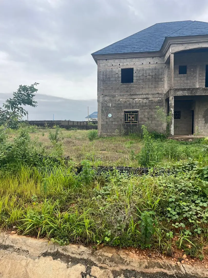 5bdrm Duplex in Orozo for sale in Orozo