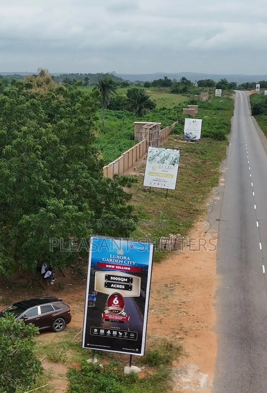Luxora Garden City in Akinyele