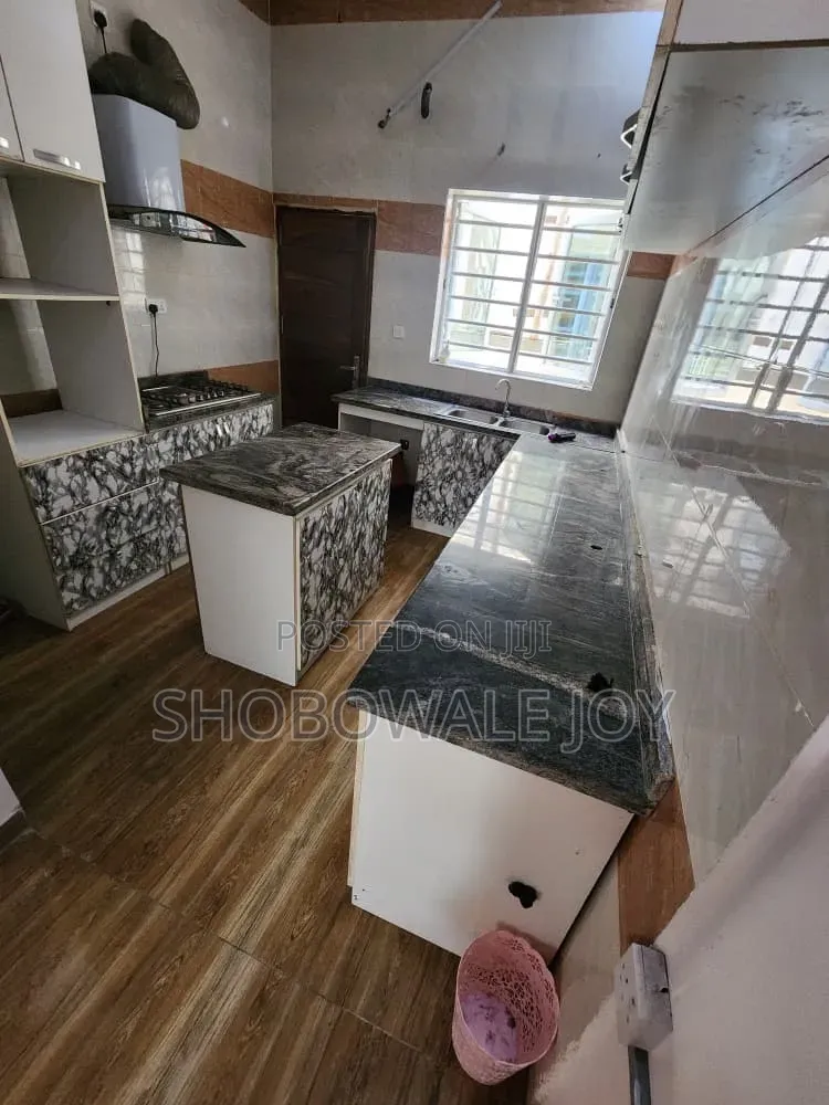 1bdrm Shared Apartment in Orchid, Lekki Expressway for rent in Lekki Expressway