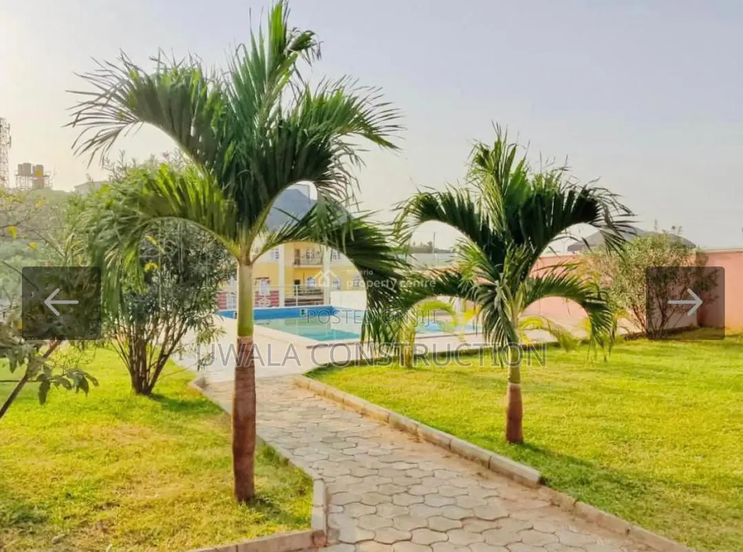 11bdrm Duplex in Guzape District for sale in Guzape District