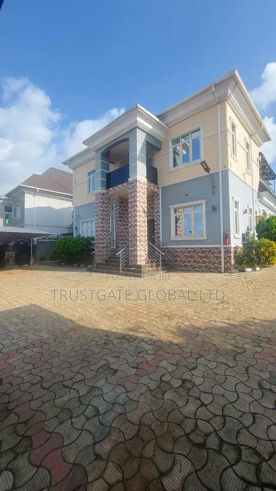 6bdrm Duplex in Broadview Estate, Idu Industrial for sale in Idu Industrial