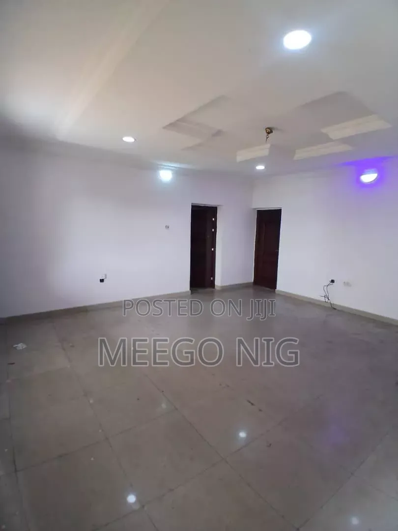 3bdrm Apartment in Greenville Estate for rent in Ado / Ajah