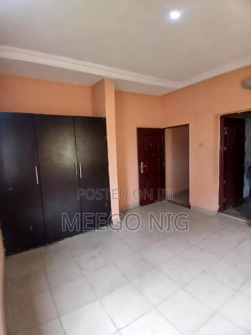 3bdrm Apartment in Greenville Estate for rent in Ado / Ajah