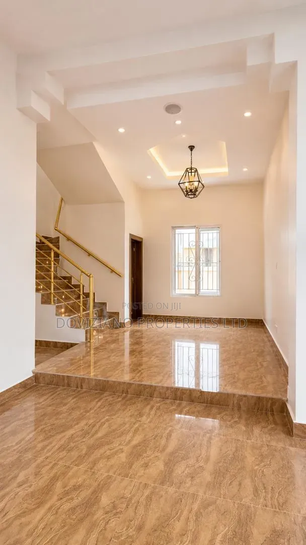 5bdrm Duplex in Parkview Estate for rent in Parkview Estate