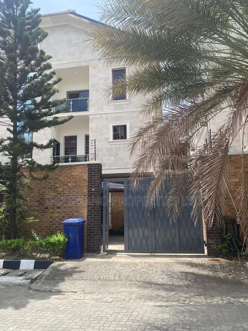 4bdrm Duplex in Banana Island for rent in Banana Island